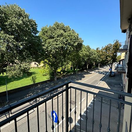 Casaspensieratezza - 5 Persone - Posto Auto Riservato - Colazione Φορλί Εξωτερικό φωτογραφία